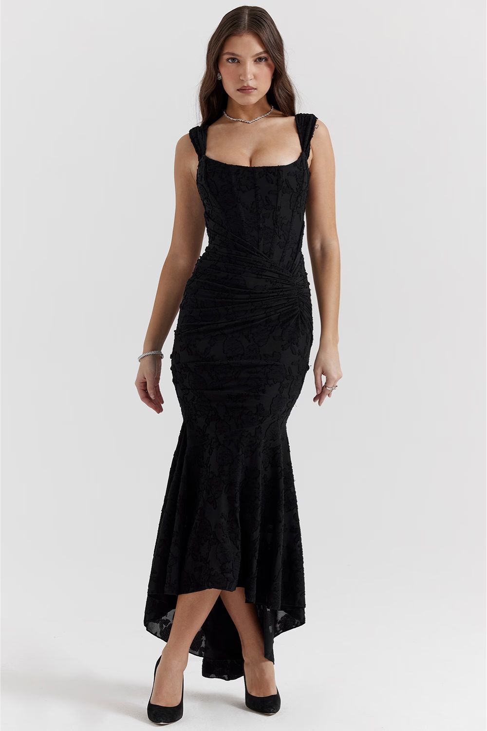 Lace Contour Kleid