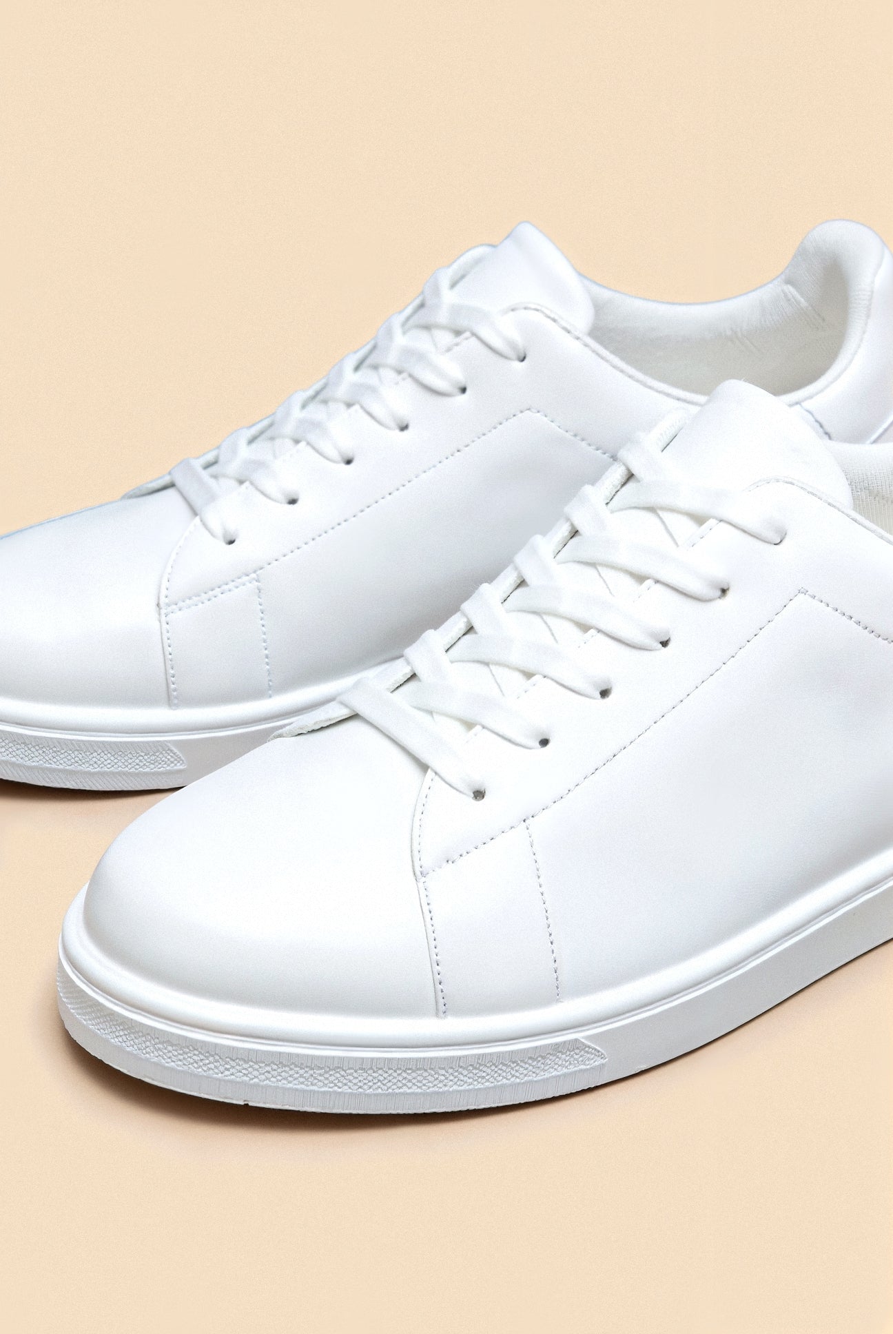 Klassische Sneaker