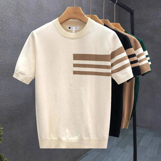 Modernes Streifen-Kurzarmshirt